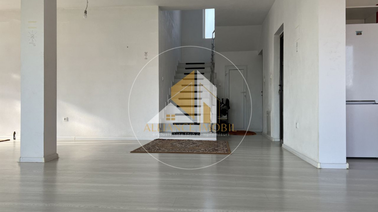 Casa de Vanzare -Str. Ulmului , Bistrita 