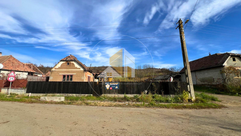 Teren intravilan de vânzare – Dipșa