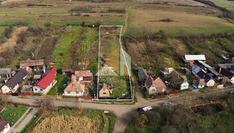 Teren intravilan de vânzare – Dipșa